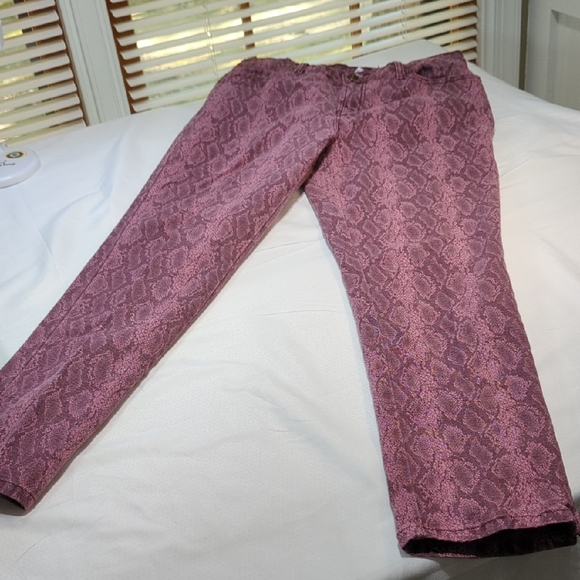 DG2 by Diane Gilman Purple Snake Print Jeggings - Picture 4 of 12